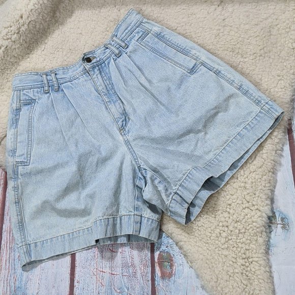 Vintage 90s High Waisted Mom Shorts Light Wash 12P - Picture 1 of 6